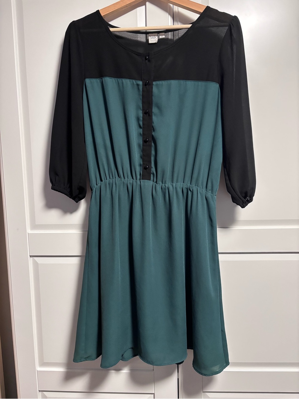 twik Color Block Mini Dress in Green & Black Size L - Like New